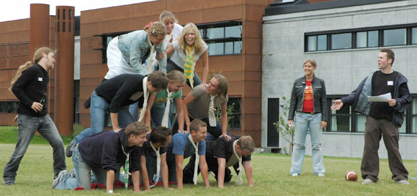 making new friends and connections during gap year making new friends and connections during gap year